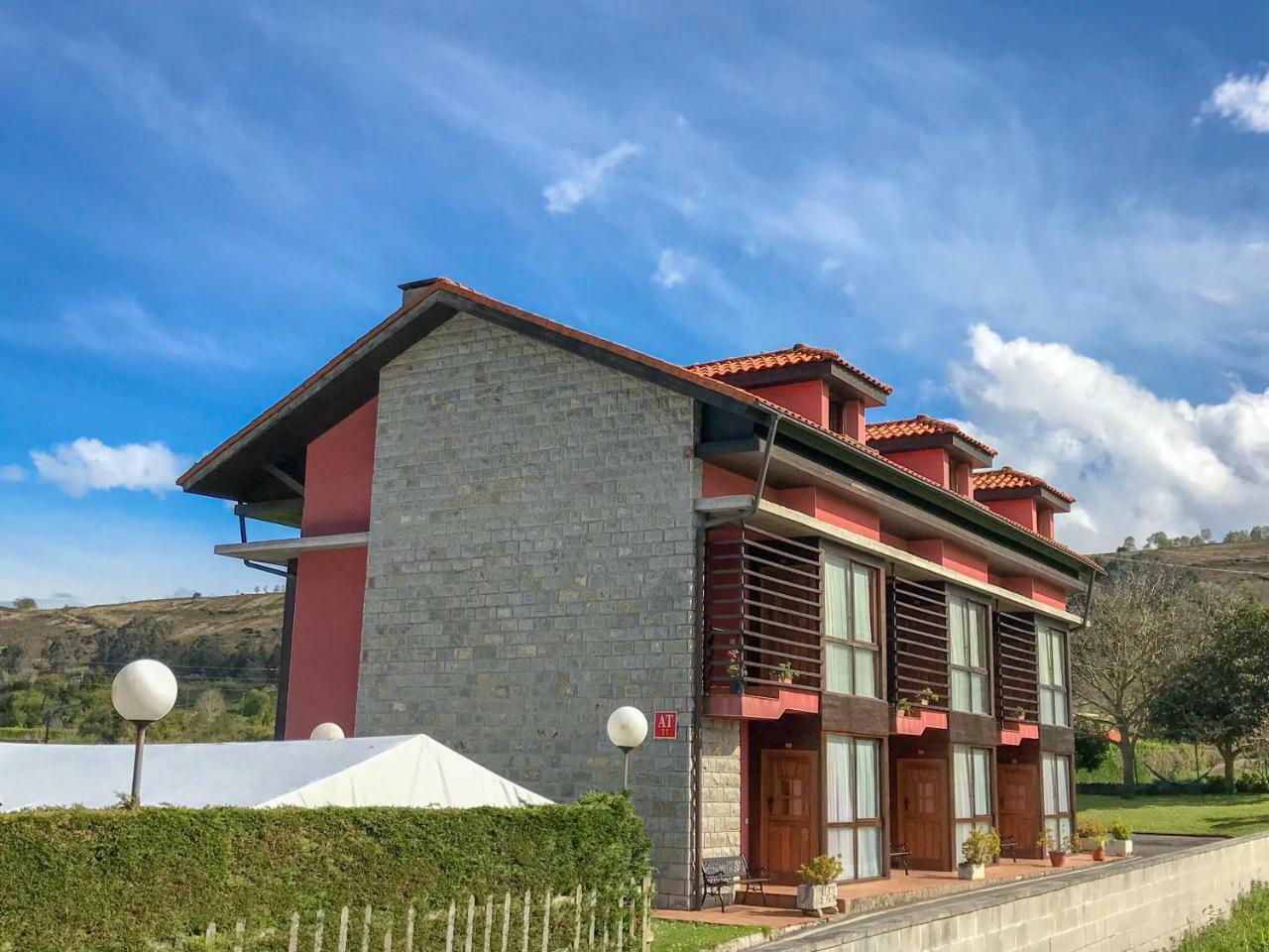 El Horriu Apartman Llanes Kültér fotó